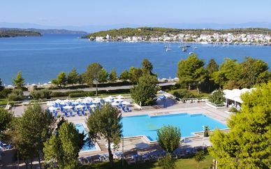 Hôtel AKS Porto Heli 4*