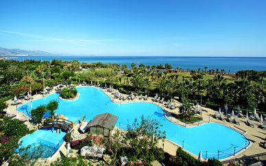 Fiesta Hotels & Resort 4*