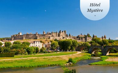 Hôtel mystère 4*