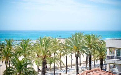 Atenea Park Suites