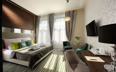 Plaza Boutique Hotel 4*