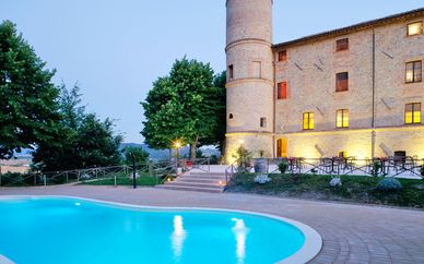 Castello di Baccaresca - Speciale Ponti e Festività