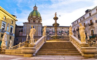 Hotel Vecchio Borgo 4* + Street Food Experience