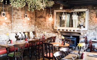 Woodstock Arms 4*