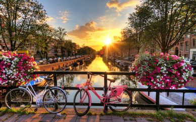 Hampton by Hilton Amsterdam Centre East 4*