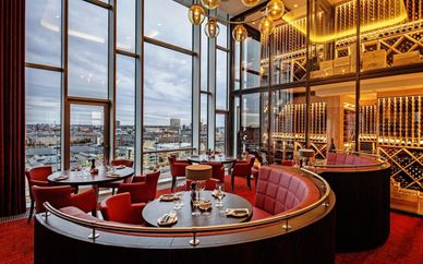 Tivoli Hotel 4*