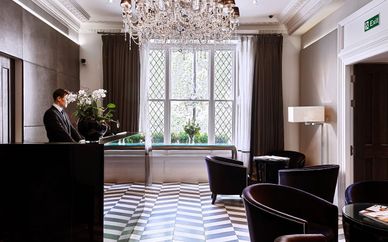 Eccleston Square Hotel 4*