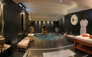 Hotel Arc de Triomphe 4*