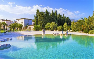 Hotel Tartheshotel 4*