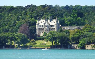 Chateau Rhianfa 5*
