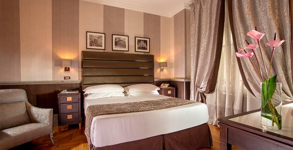 Hotel Royal Court 4*