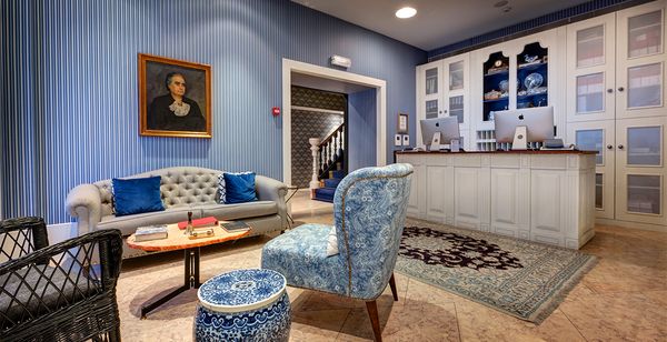 LX Boutique Hotel 4*