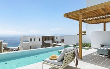 Hotel LYO Boutique Suites 5*