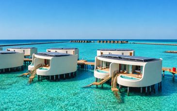 Centara Grand Lagoon Maldives 5* und optional The Majestic Kuala Lumpur 5* 