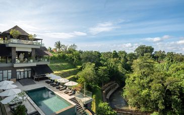 Kombireise: Sthala, a Tribute Portfolio Hotel 5*, Holiday Inn Resort Baruna Bali by IHG 5* & optional Gili Trawangan