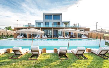 King's & Queen's Suites