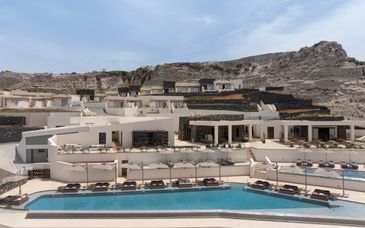 Santo Mine Oia Suites 5*
