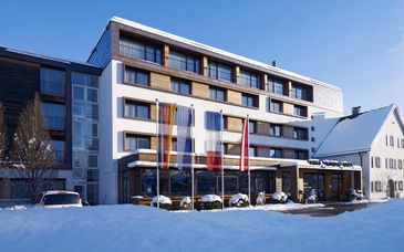 Hotel Weisses Kreuz 4*