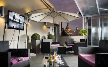 Opera Garden Hotel & Apartments 4*