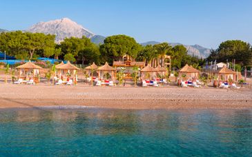 Pirate's Beach Club 5*