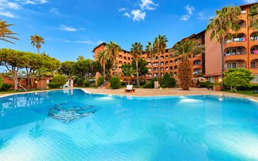 Club Turtas Beach 4*
