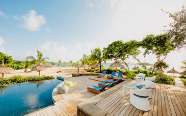 Radisson Blu Azuri Resort & Spa 5*