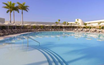 Adults Only: AluaSoul Costa Adeje 4*