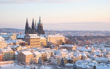 Descubre Praga con Vienna House Diplomat Prague 4*