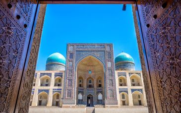 Circuito privado: Descubre Uzbekistán en 9 noches