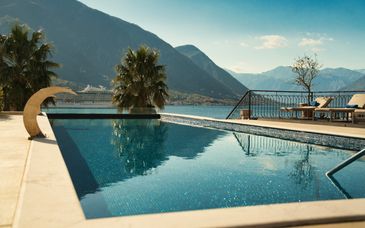 Huma Kotor Bay Hotel & Villas 5*