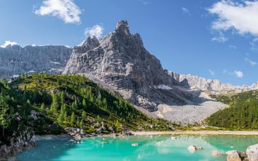 Descubre el lago de Garda y los Dolomitas