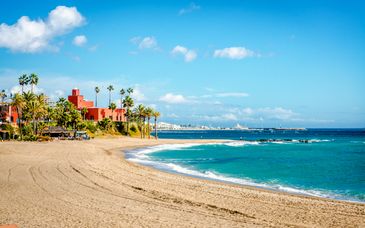 Mac Puerto Marina 4*