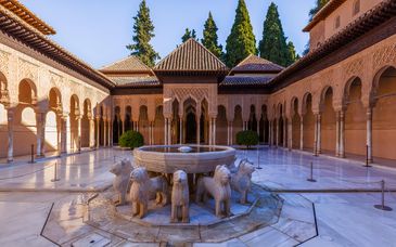 Autotour: Joyas moriscas y pueblos blancos en 5, 7 y 9 noches