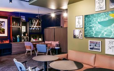 TRIBE Paris Batignolles 4* 