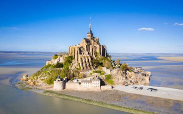 París en libertad y tour guiado en Normandía y el Valle del Loira