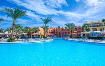 Titanic Beach - Families and Couples only 5*