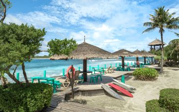 Adaaran Select Hudhuranfushi 4*