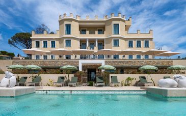Hôtel Le Château Rose 4*