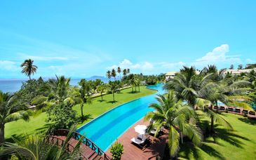 Cape House Langsuan 5*, Panviman 5* et Railay Village 4* ou Sofitel Krabi 5*