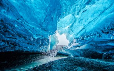 Fosshotel Reykjavik 4* et excursions aurores boréales, grotte de glace bleue et glacier