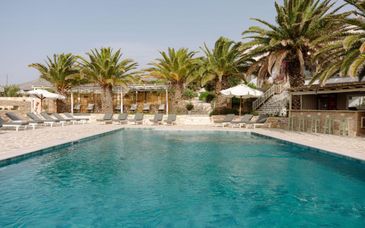 Pnoi Hotel Paros 4*