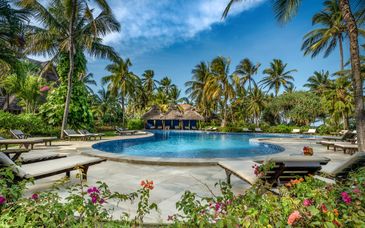 Breezes Beach Club & Spa 5*