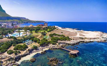 Phi Hôtel La Tonnara di Bonagia 4*