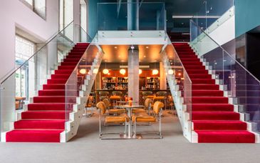 Cénica Porto Hotel, Curio Collection by Hilton 5*