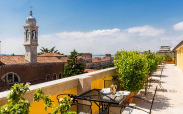 Hôtel NH Venezia Santa Lucia 4*