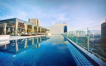 Stripes Kuala, Pangkor Laut Resort et The Majestic Malacca Hotel 5*
