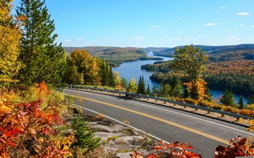 Autotour : Villes mythiques et grandes étendues du Québec
