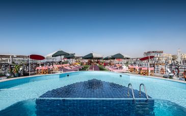 Tour di gruppo: Il fascino della capitale e i suoi panorami leggendari