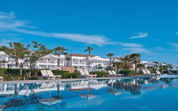 Alpiclub Sandy Beach & Villas 5*