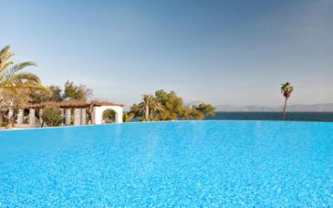 Hydra Beach Resort 5*